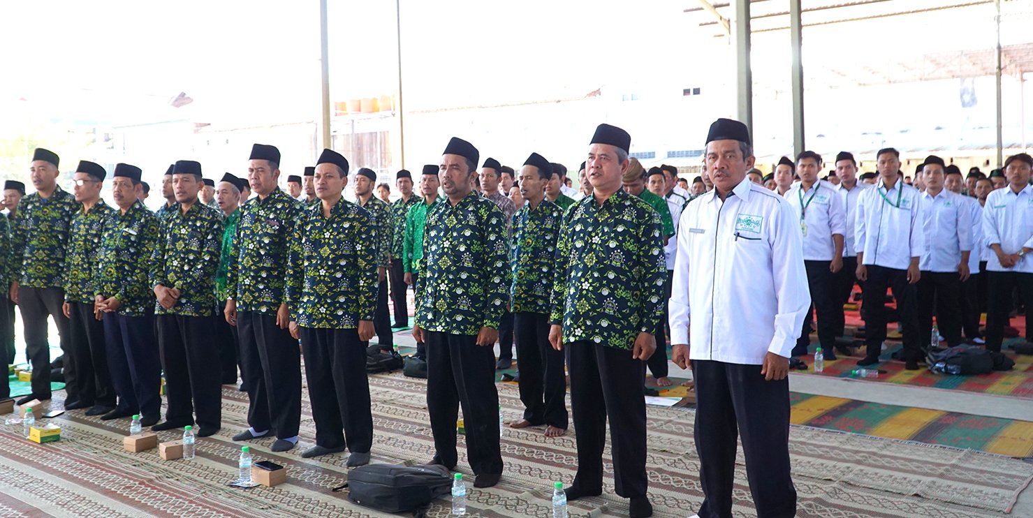 Melahirkan Pendidik Unggul & Berkarakter